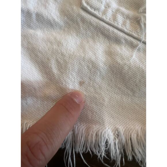 ZARA White Distressed Denim Cut-Off‎ Shorts Women’s Size 6 - Picture 4 of 6